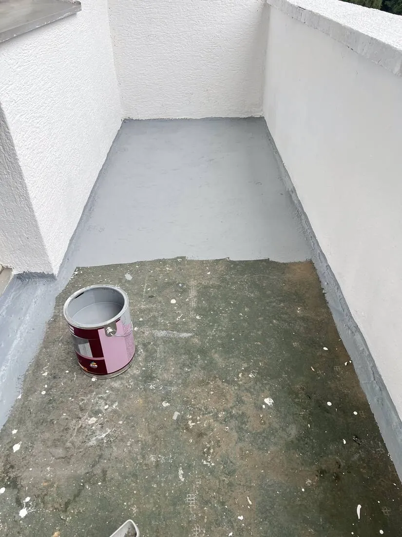 Balkon vor der Sanierung